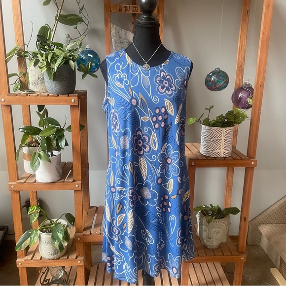 Papa Fashions Vancouver Floral Boho Shift Dress - Picture 2 of 14